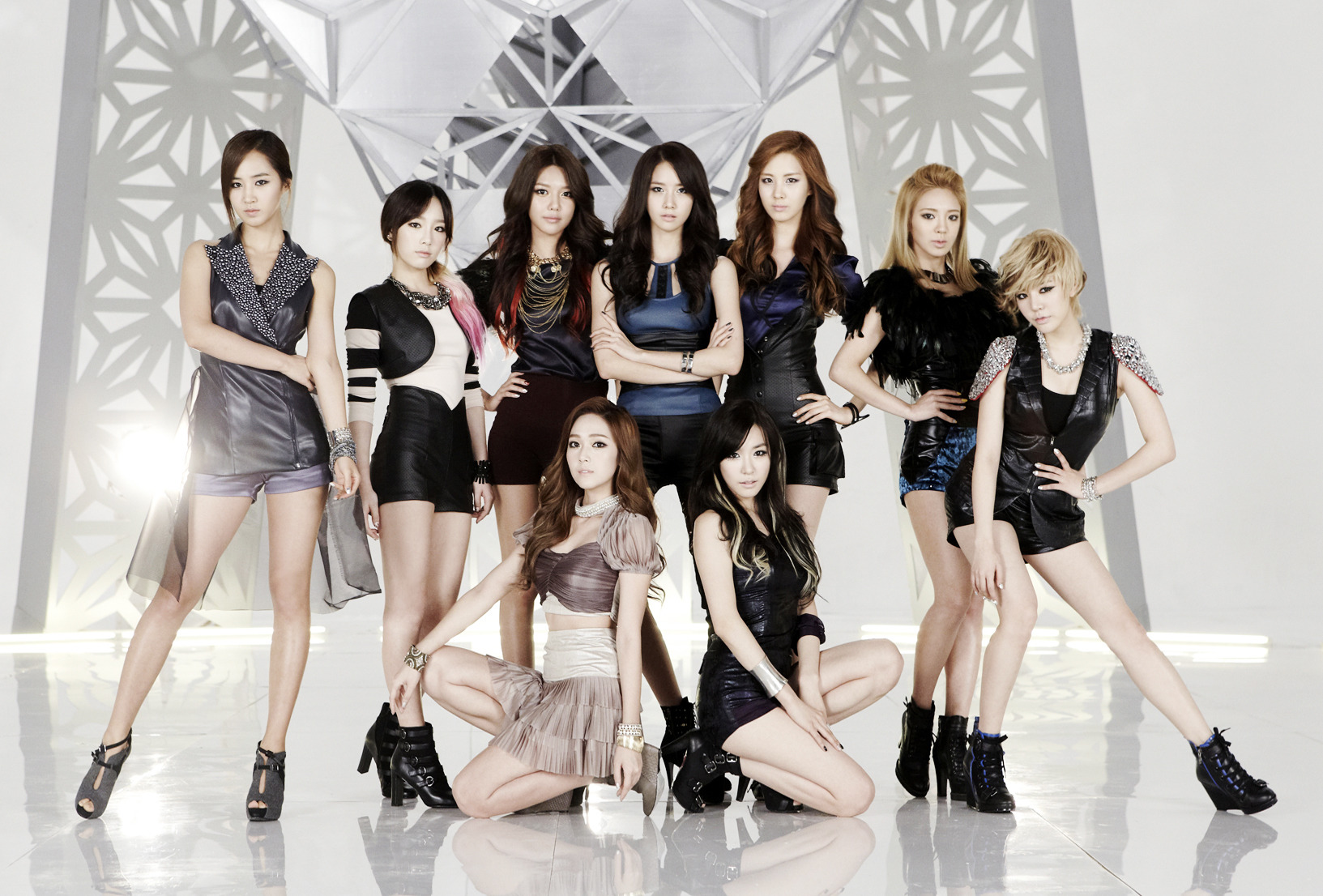 Girls’ Generation: Release Dance Practice Video for “The Boys 